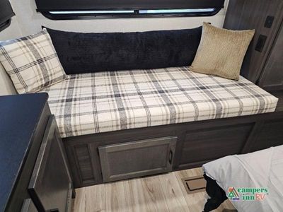 2026 Venture RV Stratus — photo 9 view