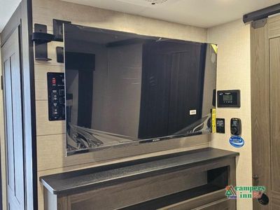 2026 Venture RV Stratus — photo 26 view