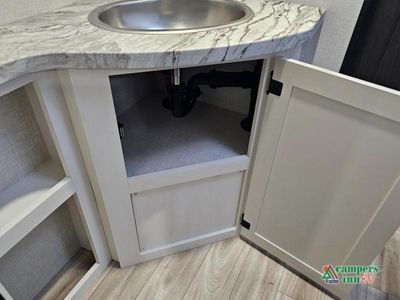2026 Venture RV Stratus — photo 39 view