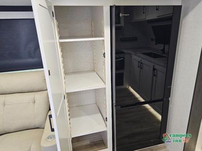 2026 Venture RV Stratus — photo 20 view