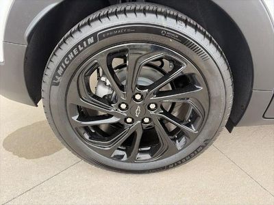 2027 Chevrolet Bolt - Photo 11