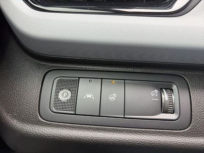 2027 Chevrolet Bolt - Photo 23