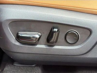 2026 Lexus RX — photo 26 view