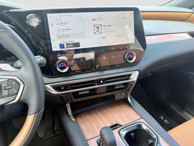 2026 Lexus RX — photo 29 view