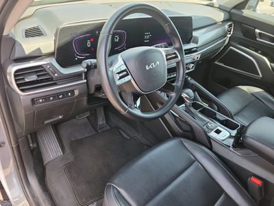 2025 Kia Telluride - Photo 3