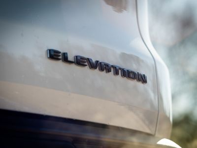 2024 GMC Acadia - Photo 13