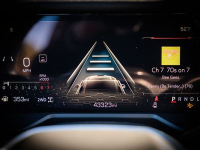2024 GMC Acadia - Photo 26
