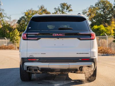 2024 GMC Acadia - Photo 5