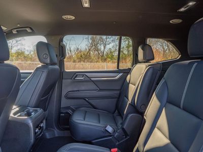 2024 GMC Acadia - Photo 19