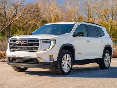 2024 GMC Acadia - Photo 2