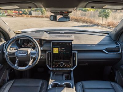 2024 GMC Acadia - Photo 24