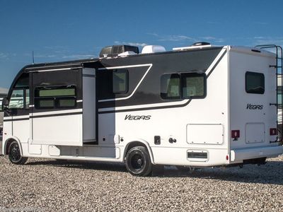 2026 Thor Motor Coach Vegas - Photo 2
