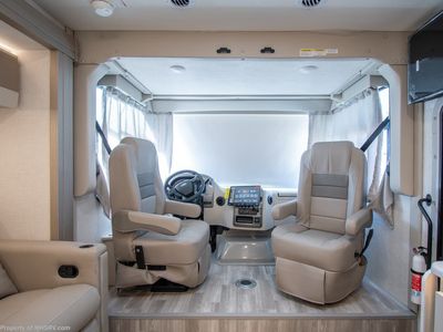 2026 Thor Motor Coach Vegas - Photo 4