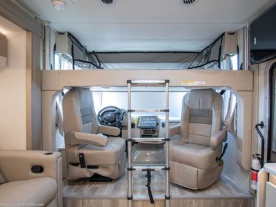 2026 Thor Motor Coach Vegas - Photo 5