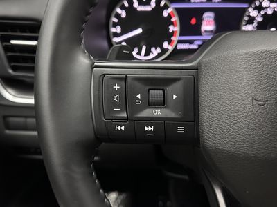 2025 Nissan Rogue - Photo 18