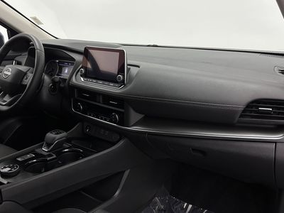 2025 Nissan Rogue - Photo 33