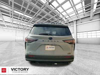 2024 Toyota Sienna - Photo 4