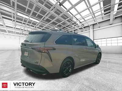 2024 Toyota Sienna - Photo 3