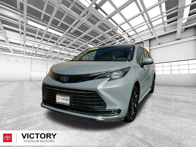 2024 Toyota Sienna - Photo 8