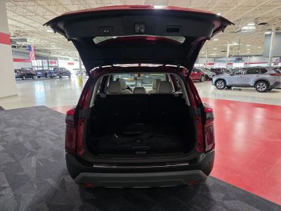 2023 Nissan Rogue — detail view