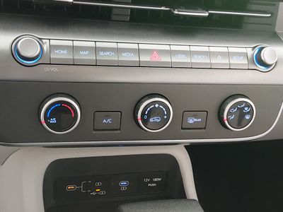 2024 Hyundai Kona - Photo 18