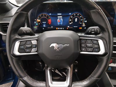 2024 Ford Mustang - Photo 12