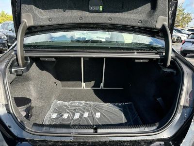 2026 BMW 5 Series — photo 21 view