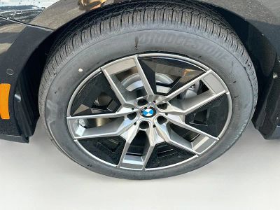 2026 BMW 5 Series — photo 26 view