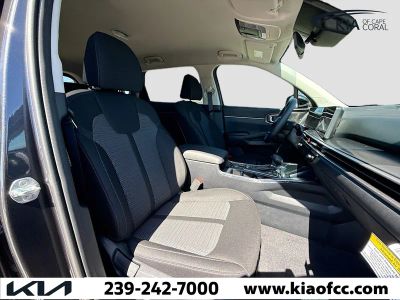 2026 Kia Sorento — photo 13 view