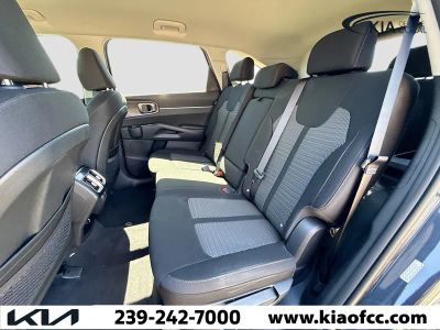 2026 Kia Sorento — photo 19 view