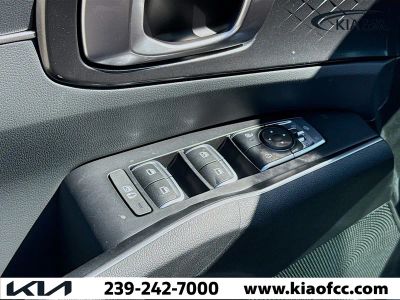 2026 Kia Sorento — photo 21 view