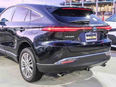 2023 Toyota Venza - Photo 7