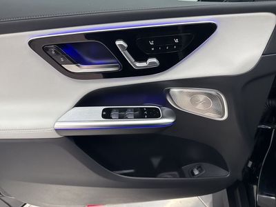 2026 Mercedes-Benz GLC — photo 17 view