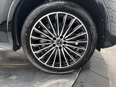 2026 Mercedes-Benz GLC — photo 9 view