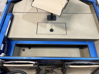2025 SeaArk Shadow 18 Side Console — photo 9 view