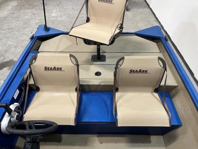 2025 SeaArk Shadow 18 Side Console — photo 7 view