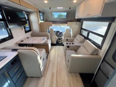 2026 Thor Motor Coach QUANTUM - Photo 4