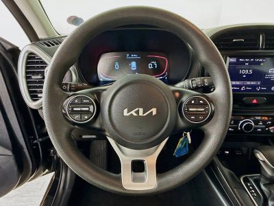 2023 Kia Soul — photo 9 view