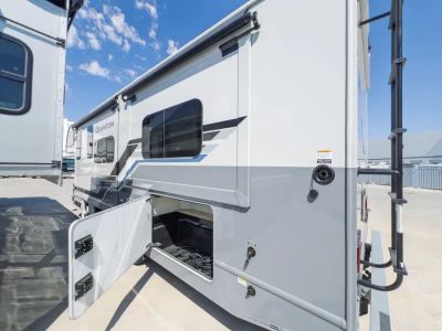 2027 Thor Motor Coach QUANTUM — photo 25 view