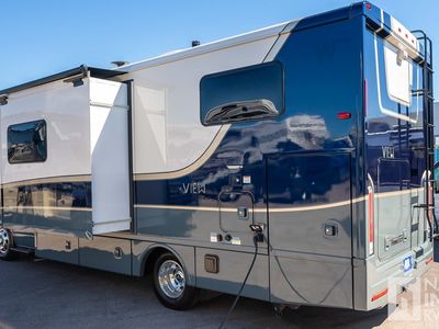 2027 Winnebago View - Photo 10