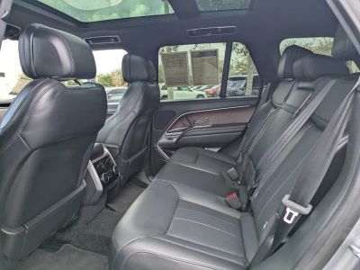 2023 Land Rover Range Rover — photo 14 view