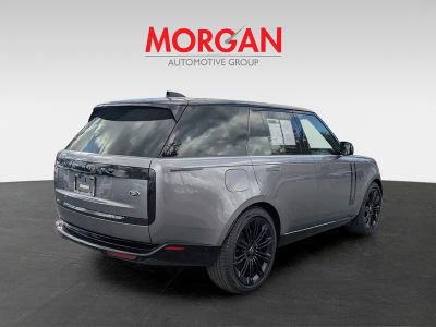 2023 Land Rover Range Rover — engine compartment view