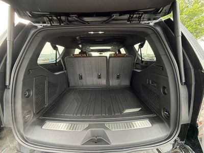 2026 Chevrolet Suburban — photo 13 view