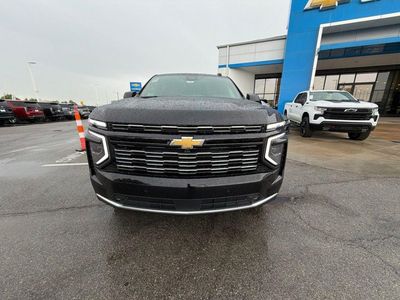 2026 Chevrolet Suburban — photo 8 view