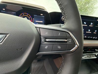 2026 Chevrolet Suburban — photo 27 view