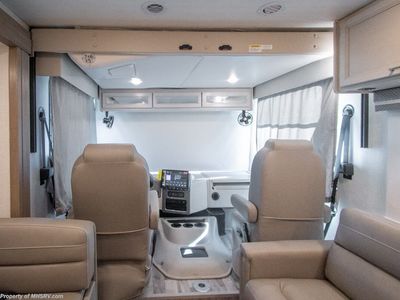 2026 Thor Motor Coach Hurricane - Photo 4