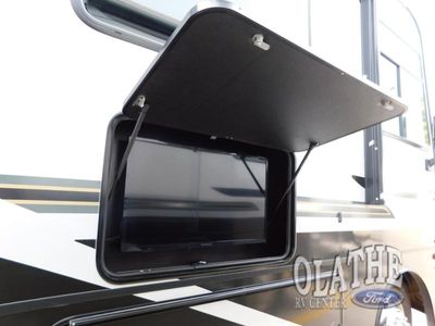 2024 Coachmen RV Pursuit - Photo 7