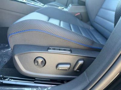 2026 Volkswagen Golf R — photo 14 view