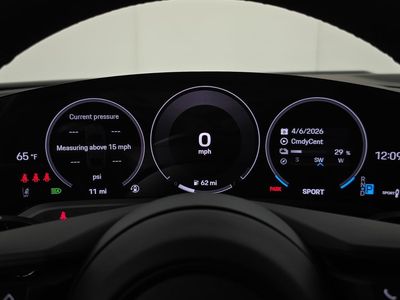 2026 Porsche Taycan - Photo 15