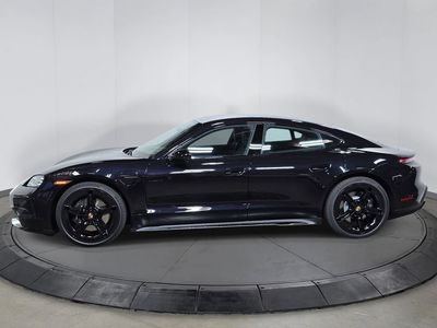 2026 Porsche Taycan - Photo 2